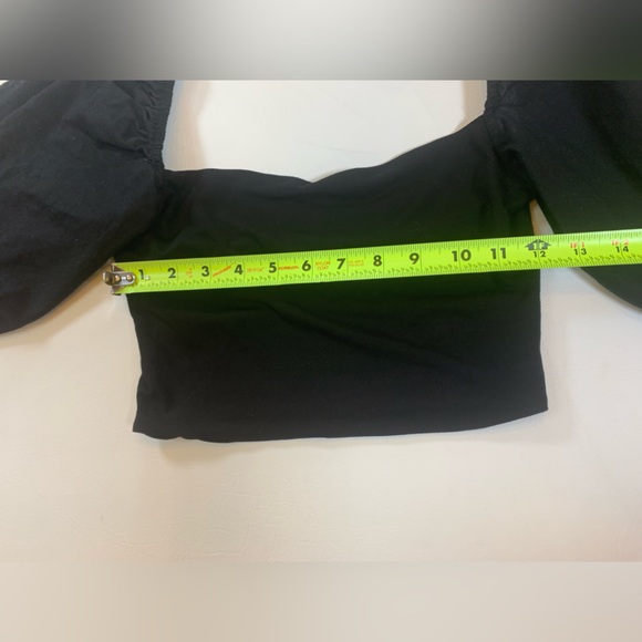 Mimosa black puffed sleeves shredded back top size women’s small (i) - Picture 7 of 9